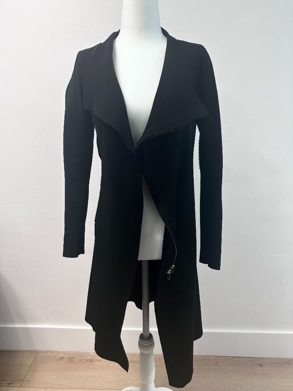 Scanlan Theodore Crepe Knit Draped Zip Jacket